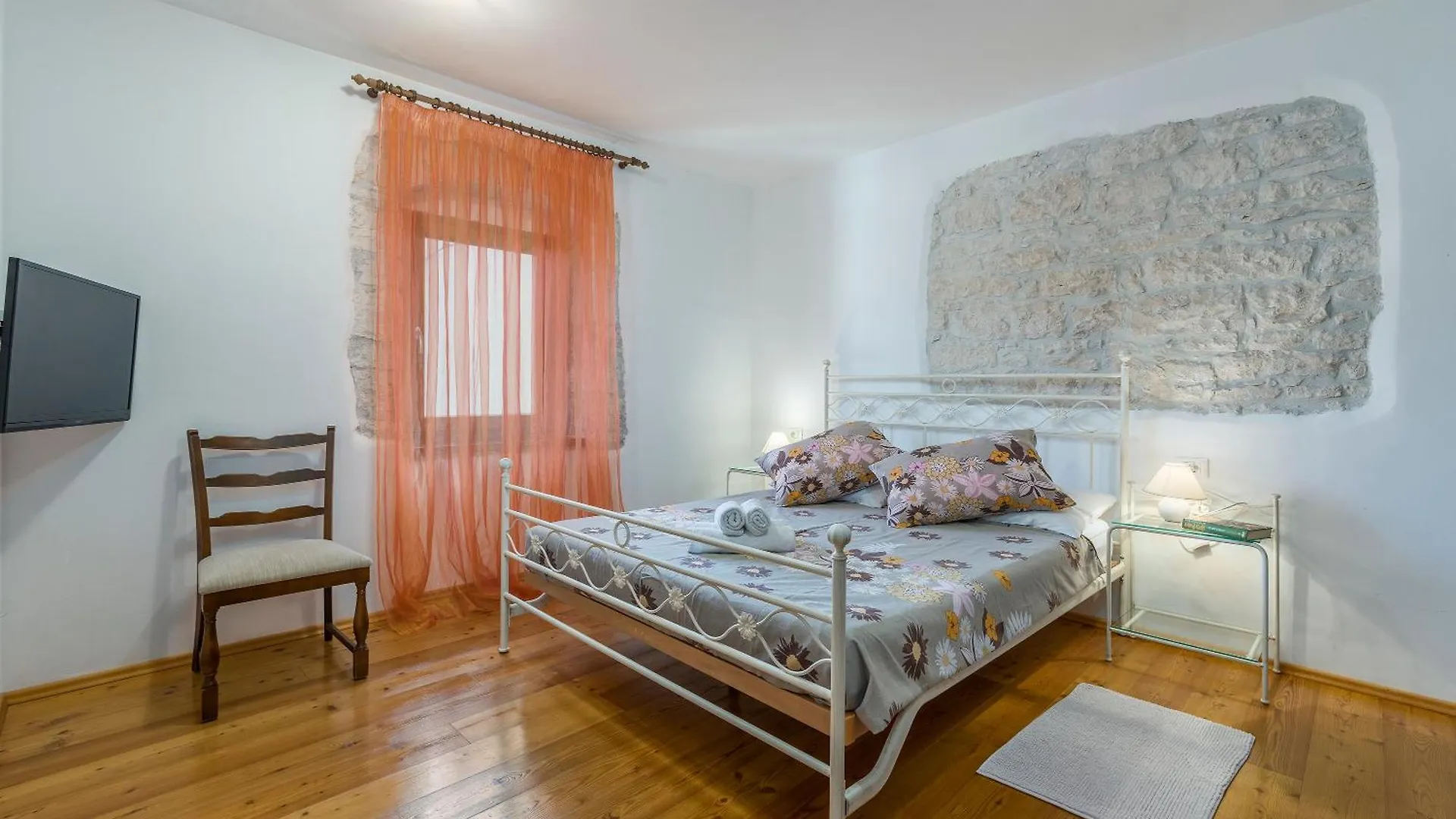 Villa Katarina, A Perfect Summer Retreat In Central Istria Peresiji